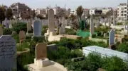 حكم ترك المشيعين للجنازة لزيارة أموات آخرين قبل الدفن.. الإفتاء ترد