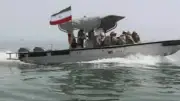 إيران تهدد بالرد على الحصار البحري الأمريكي في تصعيد جديد