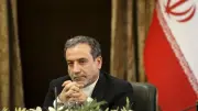 عراقجي يصل قاعدة نور خان العسكرية في إسلام آباد لزيارة رسمية