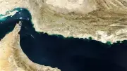 مسؤول أمريكي سابق: لا مؤشرات على تقدم قريب في مفاوضات مضيق هرمز