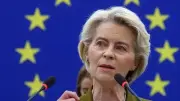 رئيسة المفوضية الأوروبية: رفع العقوبات عن إيران سابق لأوانه