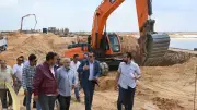 جولة تفقدية لمتابعة تنفيذ محطة الصرف الصناعي الجديدة بالعاشر من رمضان