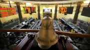 خبراء: الطروحات الجديدة تجذب سيولة دولارية وتعزز الاقتصاد المصري