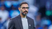 الاتفاق يعلق تجديد عقد سعد الشهري حتى نهاية الموسم وسط شائعات قيادة المنتخب السعودي