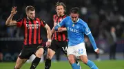 نابولي يقتل أحلام ميلان في الدوري الإيطالي ويدفع إنتر نحو التتويج