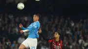 نابولي يتفوق على ميلان بهدف وحيد ويتصدر المركز الثاني في الدوري الإيطالي