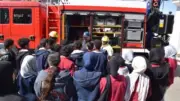 طلبة المدارس يزورون الحماية المدنية بالبحر الأحمر للتعرف على مكافحة الحرائق