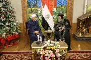 شيخ الأزهر يهنئ البابا تواضروس بعيد القيامة المجيد: فرصة لترسيخ قيم المحبة والتسامح