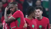 لاعب روما المغربي نائل العيناوي يفكر في الرحيل بسبب قلة المشاركة مع الفريق الإيطالي