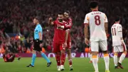محمد صلاح يحصد جائزة هدف الشهر بعد تسديدة سحرية في دوري الأبطال