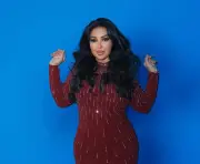 إخرستوس أنيستي شاهيناز تشارك جمهورها الاحتفال بعيد القيامة بصور عائلية