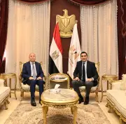 وزير الشباب والرياضة ومحافظ القاهرة يبحثان تعزيز التعاون المشترك في المشاريع الرياضية