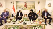 محافظ الوادي الجديد يهنئ الأنبا أرسانيوس والأقباط بعيد القيامة المجيد في زيارة لكنيسة الخارجة