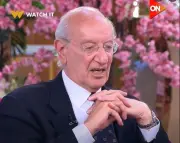 نجل محمد عبد الوهاب يكشف: كان يحب الاستماع لصوت أم كلثوم وعوجة الطربوش كانت موضة