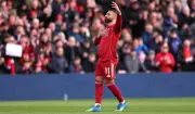 محمد صلاح يسجل هدفاً عالمياً في شباك إيفرتون ضمن منافسات الدوري الإنجليزي