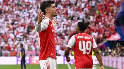 آرسنال يتقدم على باريس سان جيرمان 1-0 في نهائي دوري أبطال أوروبا