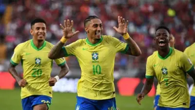فينيسيوس يتنازل عن القميص رقم 10 لنيمار في مونديال 2026