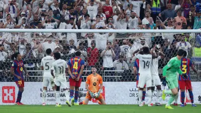 كلاسيكو القرن: برشلونة ينتظر الريال لرد دين 100 عام في كامب نو
