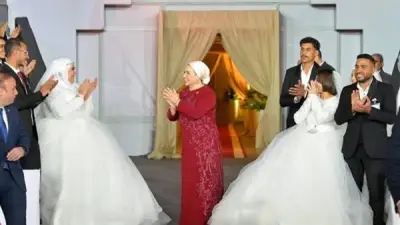 انتصار السيسي تشارك في فرحة مصر لـ1000 عريس وعروس