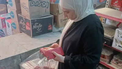ضبط 1100 علبة سجائر مجهولة المصدر في حملة تموينية بشبرا الخيمة