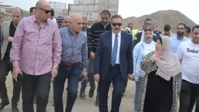 أبو ليمون يتفقد مشروع 111 عمارة سكنية ببورسعيد ويؤكد التزامه بالجودة