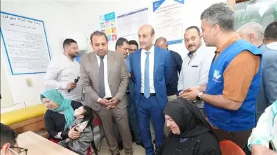 علاج 1160 مواطناً وتحويل 53 حالة للجراحة بقافلة طبية في أسيوط