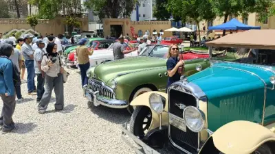 مهرجان للسيارات الكلاسيكية في مصر الجديدة بمناسبة مرور 121 عاماً على تأسيس الحي