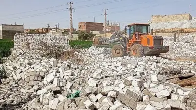 إزالة 13 حالة تعدٍ على 586 مترًا في الموجة الـ29 بالبحيرة
