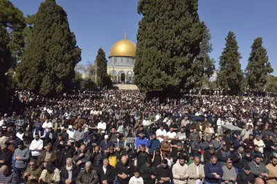 140 ألف مصلٍ يؤدون صلاة عيد الأضحى في المسجد الأقصى