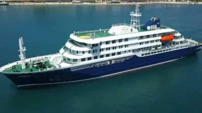 الولايات المتحدة تعيد 18 راكبًا من سفينة هانتا وتفرض عليهم الحجر الصحي
