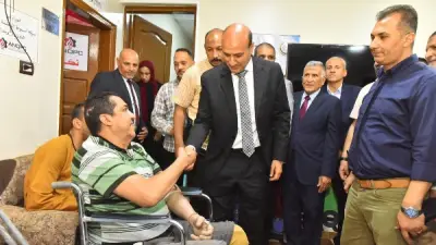 محافظ أسيوط يشهد توزيع 19 جهازًا تعويضيًا لذوي الهمم بمنفلوط