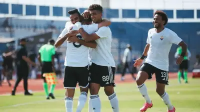 الجونة يتفوق على زد 2-1 في الشوط الأول بالدوري المصري