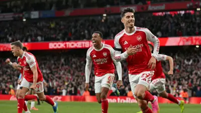 آرسنال ينهي صيام 22 عاماً ويفوز بلقب الدوري الإنجليزي