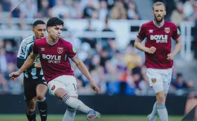 وست هام يخسر أمام نيوكاسل 3-1 ويعقد موقفه من البقاء بالدوري الإنجليزي