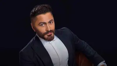 تامر حسني يشيد بالطالب المصري مصطفى مبارك بعد حصوله على 3 شهادات هندسة