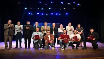 ليلة القتلة والعدالة الفاسدة يتصدران جوائز ختام مهرجان نوادي المسرح الـ33