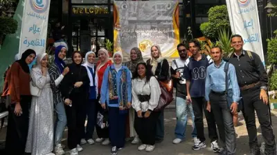 طلاب إعلام القاهرة يطلقون 