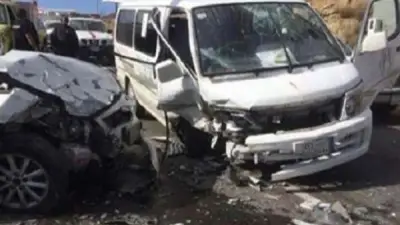 إصابة 4 أشخاص في تصادم سيارتين على الطريق الحر بالقليوبية