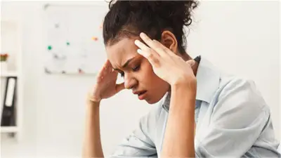 5 علامات تدل على أن شخصًا قريبًا منك يعاني من توتر شديد.. لا تتجاهلها