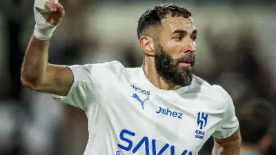 اتحاد جدة يطلب 500 مليون ريال بعد رحيل بنزيما للهلال