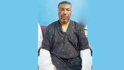 عم عادل يقتحم النيران وينقذ 6 عمال من حريق مطعم بسوهاج
