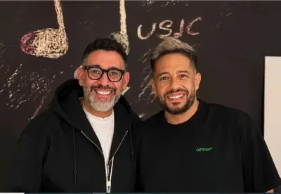 عمرو مصطفى يتألق في ألبوم محمد حماقي الجديد بـ 7 أغنيات فيديو