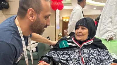 بعد 80 عامًا من الانتظار.. الحاجة عطيات تحقق حلم الحج في مكة المكرمة