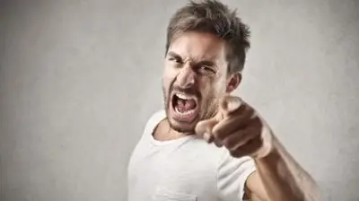 أبراج يصعب التحكم في أعصابها: تعرف على أكثر الأبراج عصبية