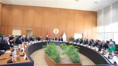 وزير التعليم العالي يبحث إنشاء مراكز تميز بحثية مع جامعة هيروشيما
