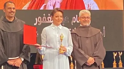 ريهام عبد الغفور تهدي جائزة ظلم المصطبة لروح والدها الراحل