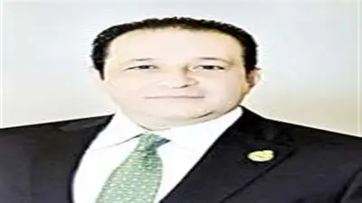 علاء عابد يكتب: العمل أساس نهضة الأوطان ومستقبل التنمية