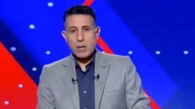 إيهاب الكومي يهاجم أداء معتمد جمال في قمة الأهلي والزمالك