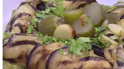 طريقة عمل رول الباذنجان المشوي الصحي والاقتصادي