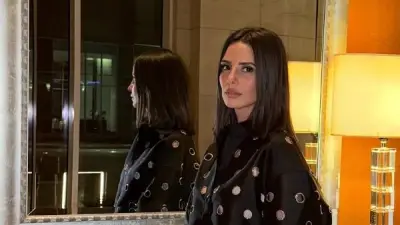 إيمان العاصي تخطف الأنظار بفستان أسود أنيق في إطلالة جديدة
